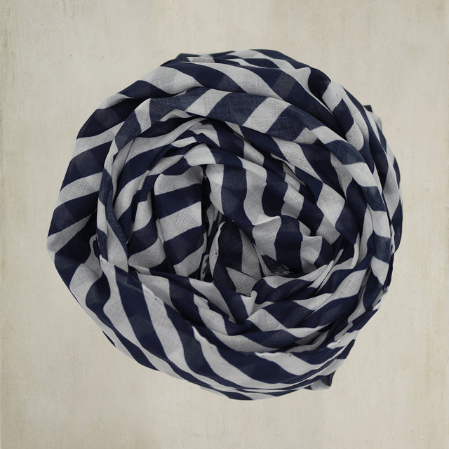 Diagonal Print Small Cotton Scarf in Navy