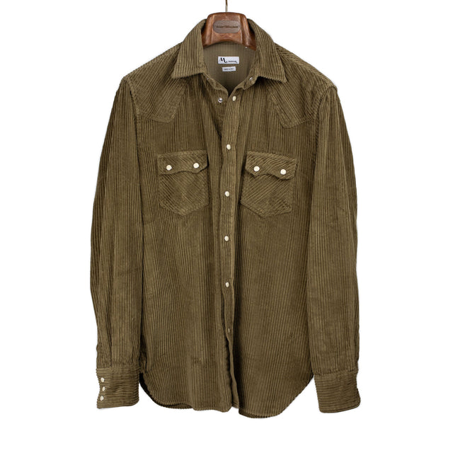 Aariosto pearlsnap Western shirt in taupe brown wide wale corduroy