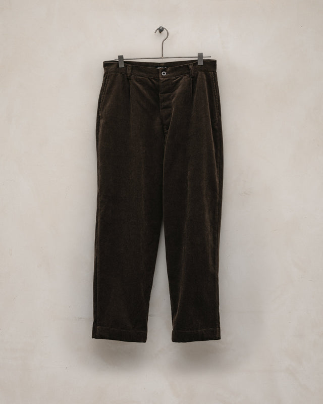 Single Pleat Pant - Sumi Ink Corduroy, Brown