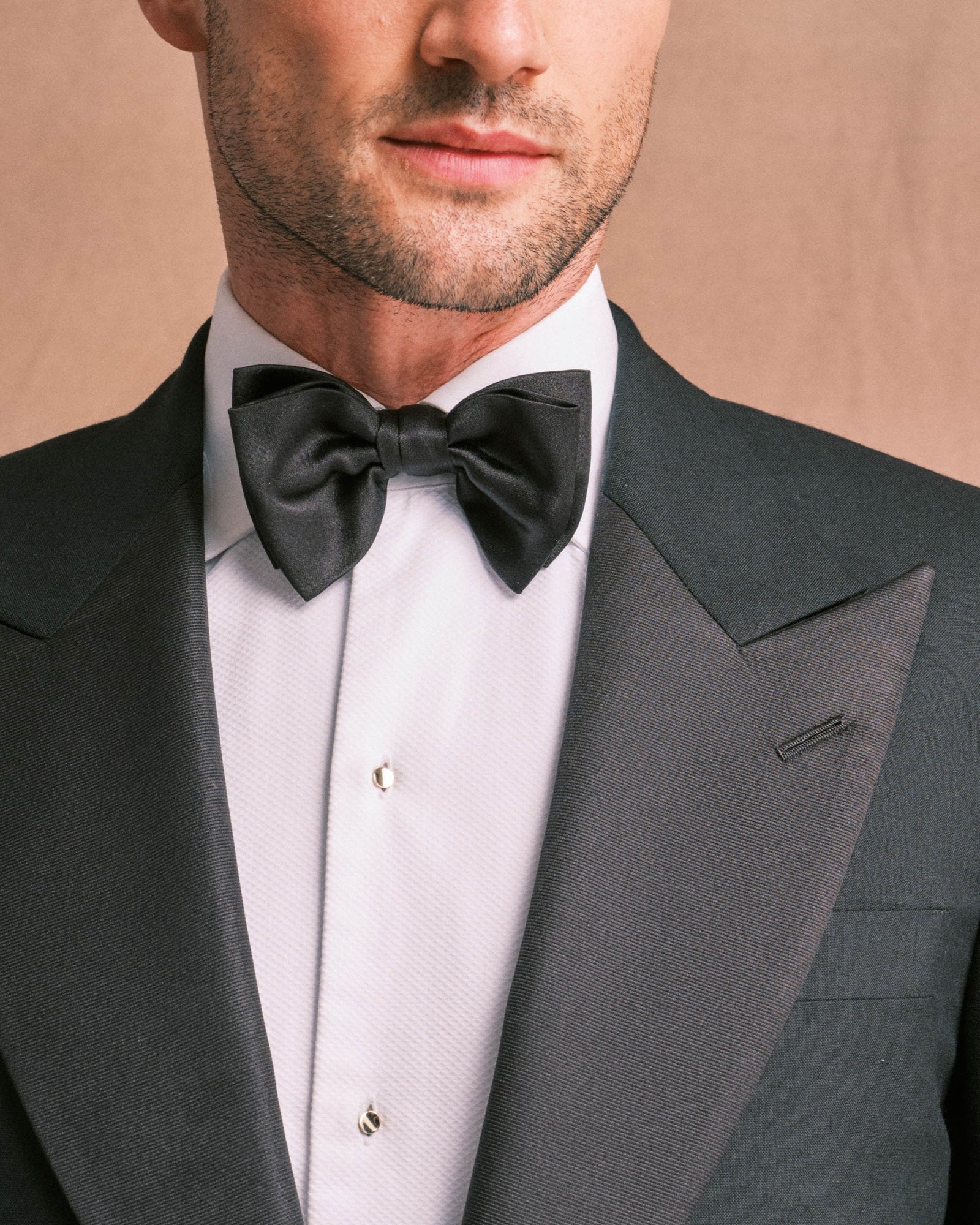 Black Pre-Tied Bow Tie