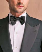 Black Pre-Tied Bow Tie