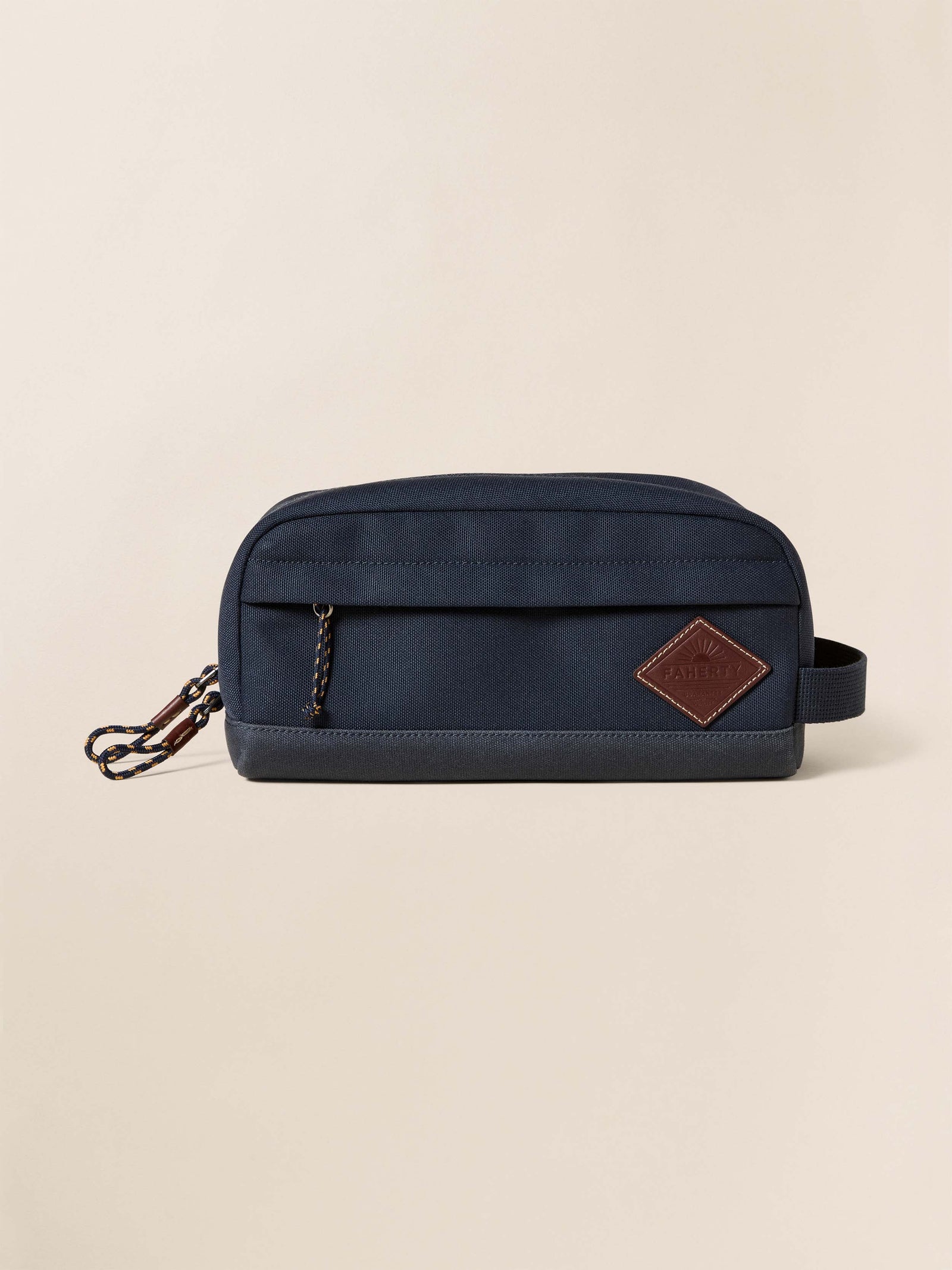 Latitude Dopp Kit