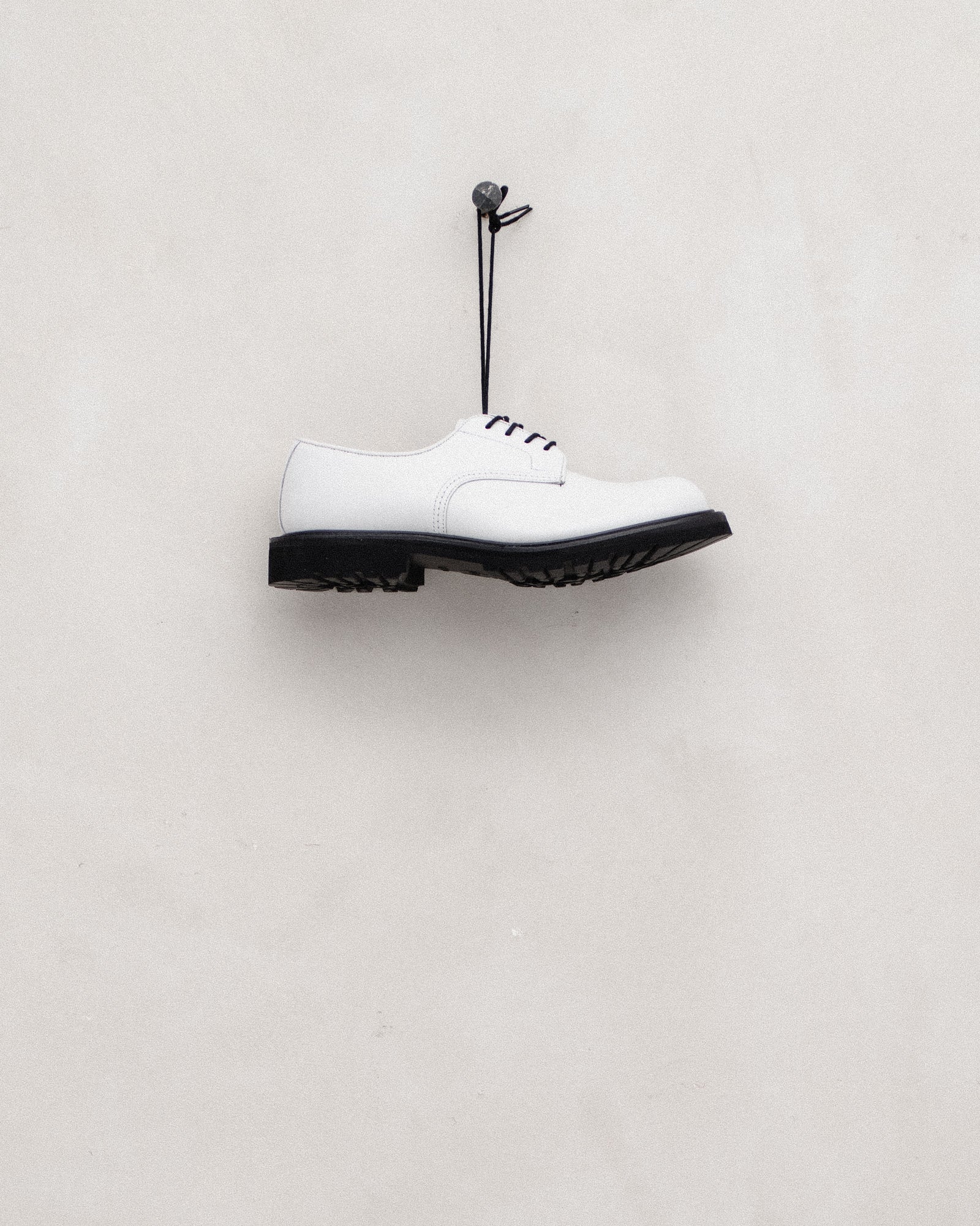 Tricker's Tramping Shoe - White Aniline