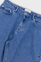 Barrel Leg Jean Light Wash