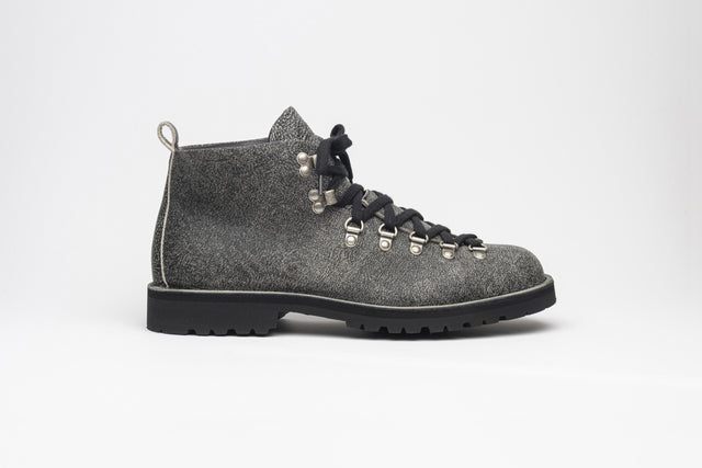 Magnifico M120 Boots