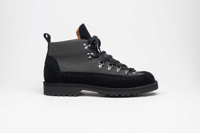 Magnifico M130 Boots
