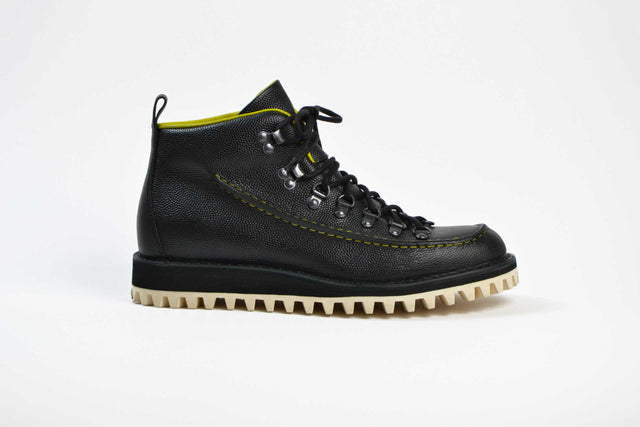 Magnifico M60 Boots