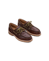La Chaussure Bateau Croco