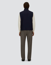 Vest In Lucent Cashmere Silk And Changing Nylon