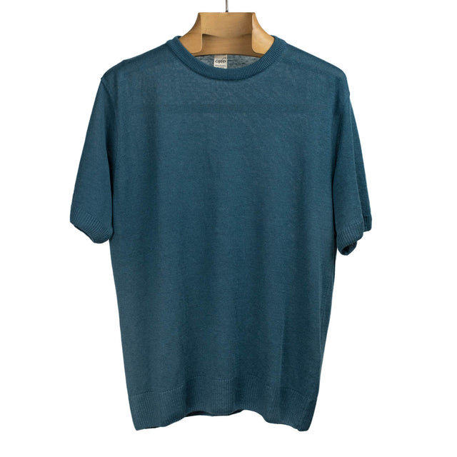 Exclusive short sleeve crewneck tee in petrol blue linen