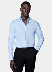 Cutaway Collar Shirt