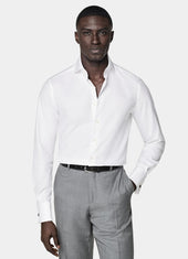 Cutaway Collar Shirt