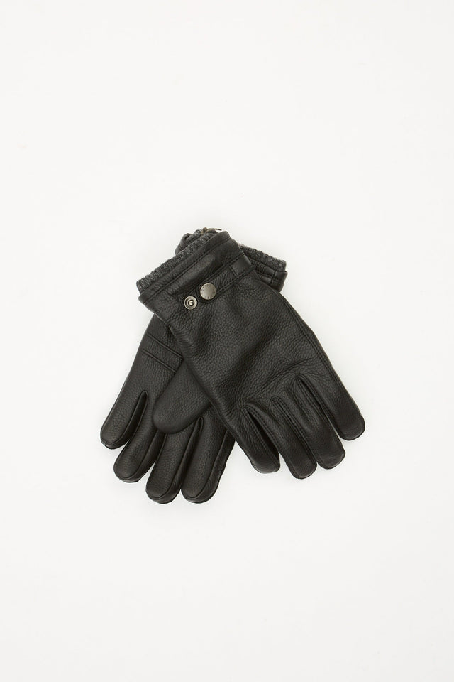 Utsjö Black