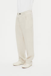 SUNE 31-67-1 | Classic Pleated Trousers | Nature Linen