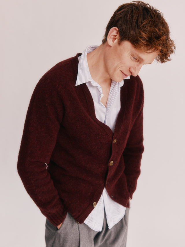 Harley of Scotland Shaggy Shetland Men's V Cardigan - Dark Cranberry