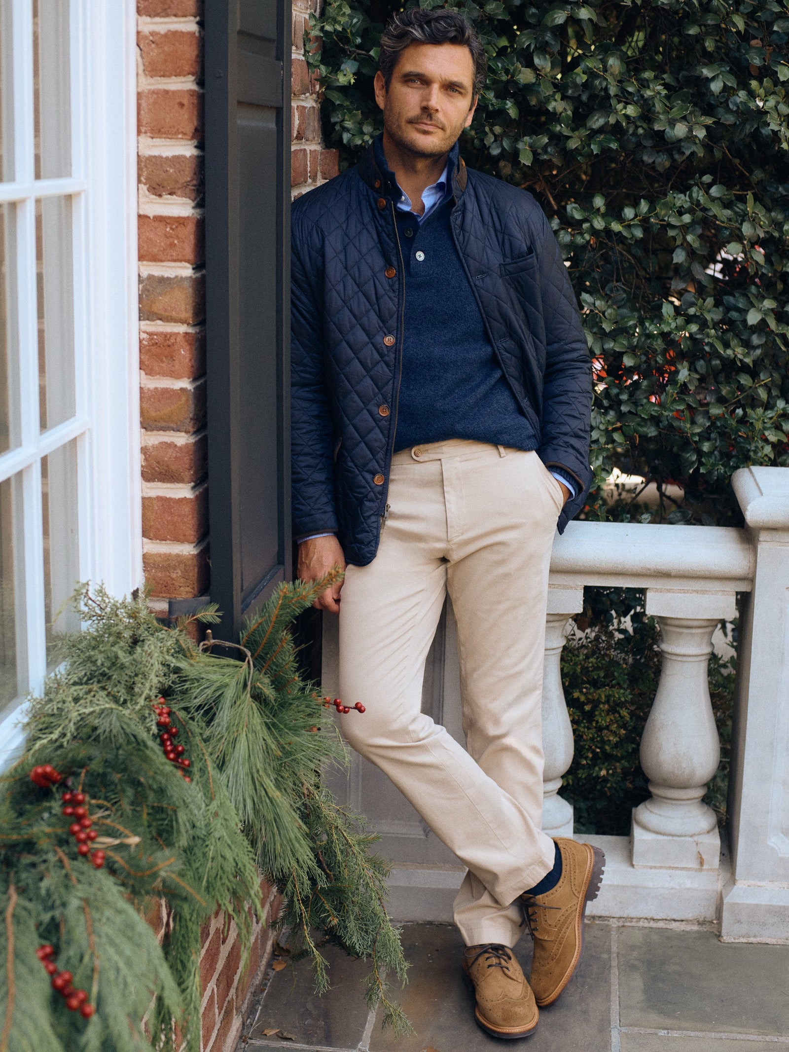 Solid Taylor Straight Fit Chino In Italian Twill Men S Pants J Mclaughlin