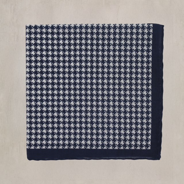Houndstooth Print Cotton Pocket Square in Navy