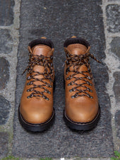 Bright Shoemakers Mountain Boot Teak