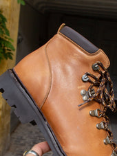 Bright Shoemakers Mountain Boot Teak