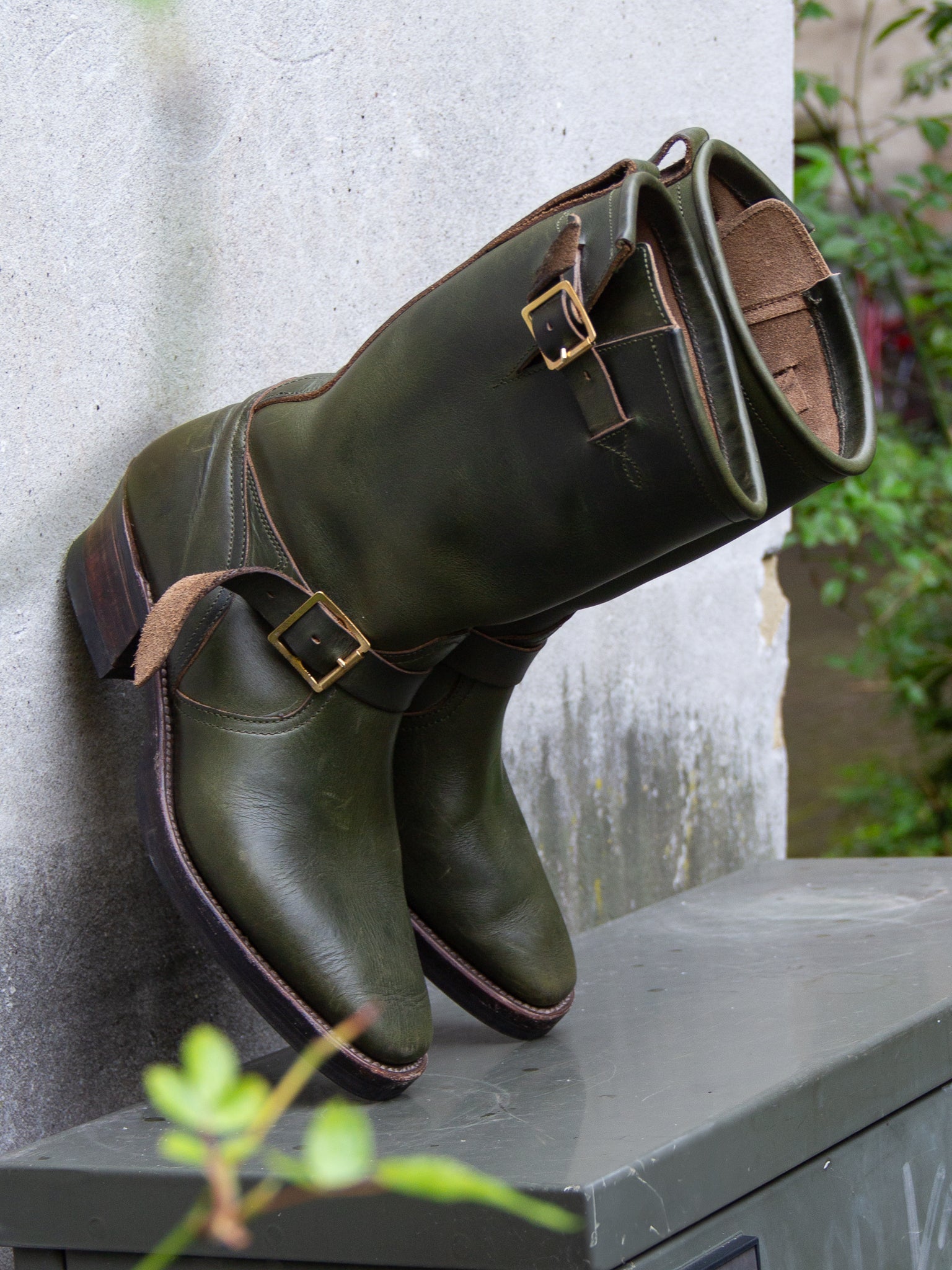 Bright Shoemakers Extraordinaire Vulture Green Cxl