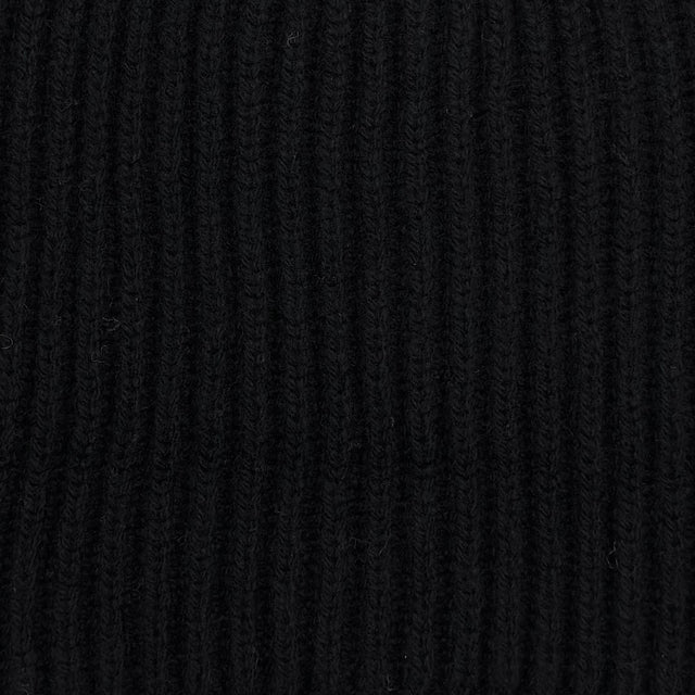 Soft Lambswool Heavy Knit Hat In Black