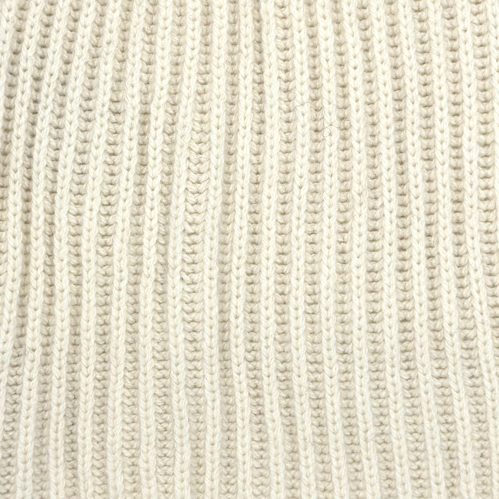 Soft Lambswool Heavy Knit Hat In