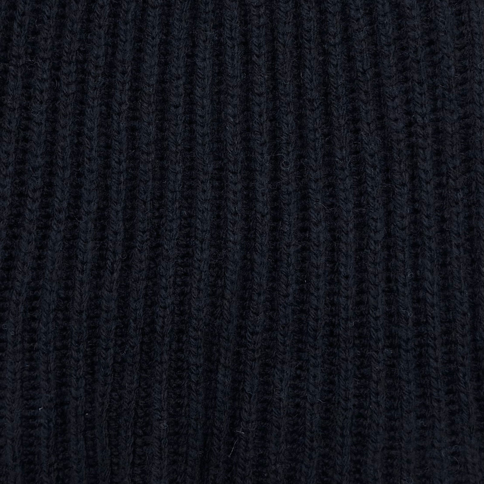 Soft Lambswool Heavy Knit Hat In