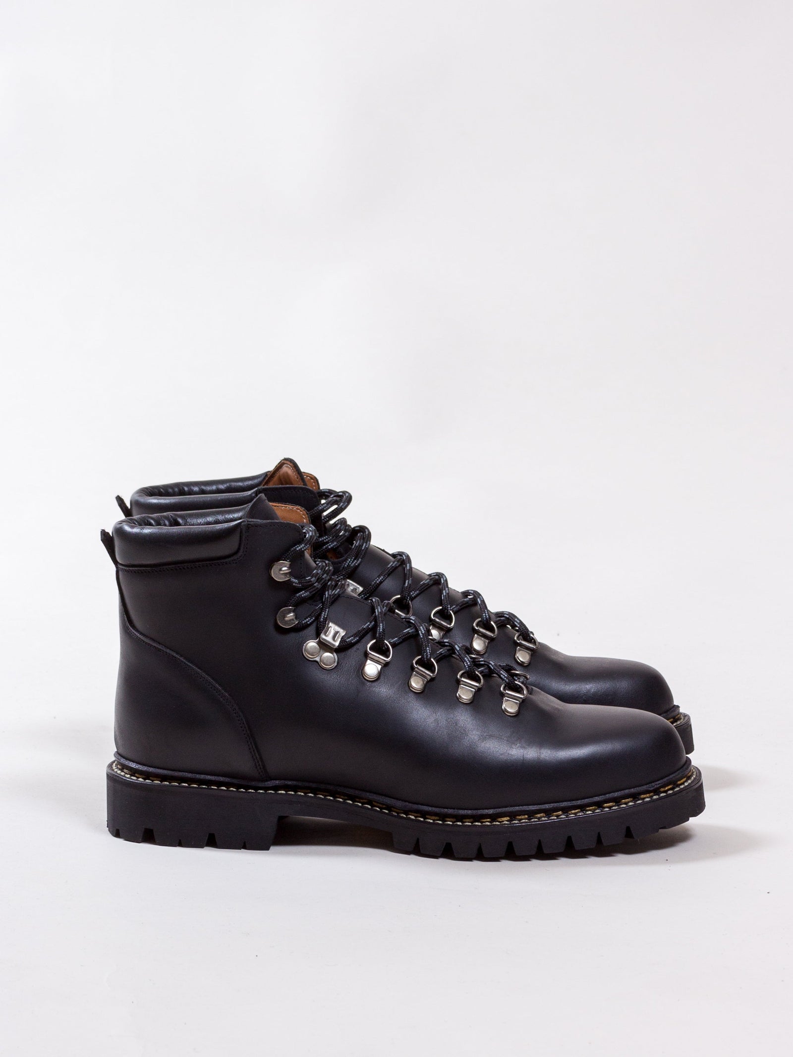 Bright Shoemakers Mountain Boot Cyclone