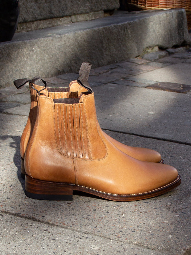 Bright Shoemakers, Western Chelsea, Teak