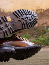 Bright Shoemakers Mountain Shoe Highshine