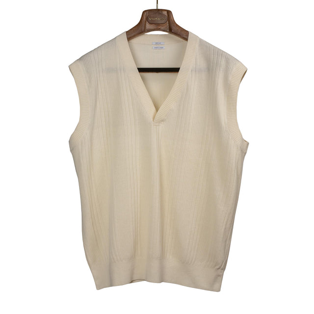 Molded knit vest in high twist ivory cotton