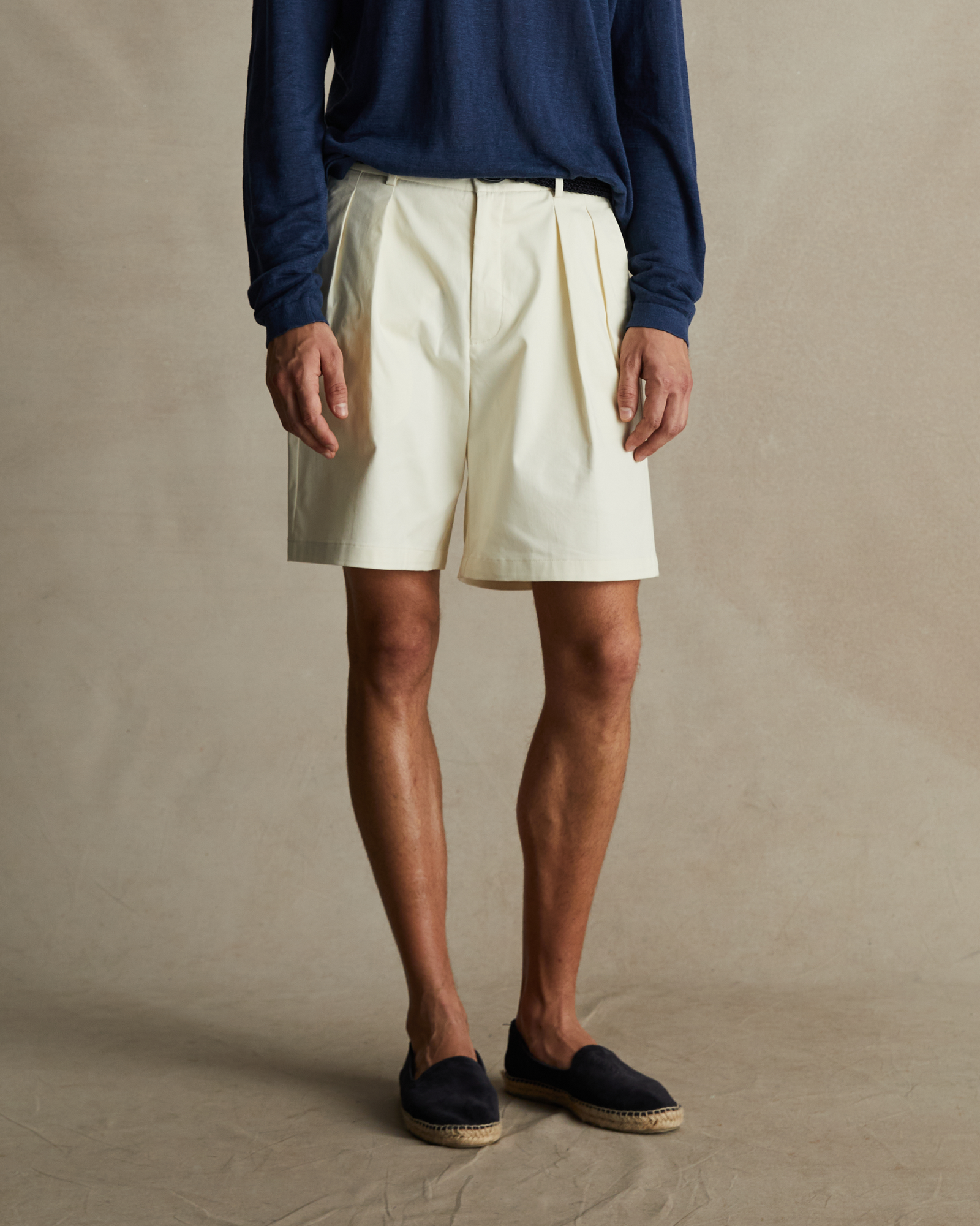 Double Pleated Chino Shorts Off White