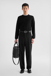 Pantaloni in gabardine di lana leggera