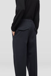 Pantaloni Affusolati In Gabardine Di Lana Leggera