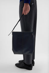 Linea Crossbody