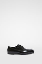 Scarpe con lacci
