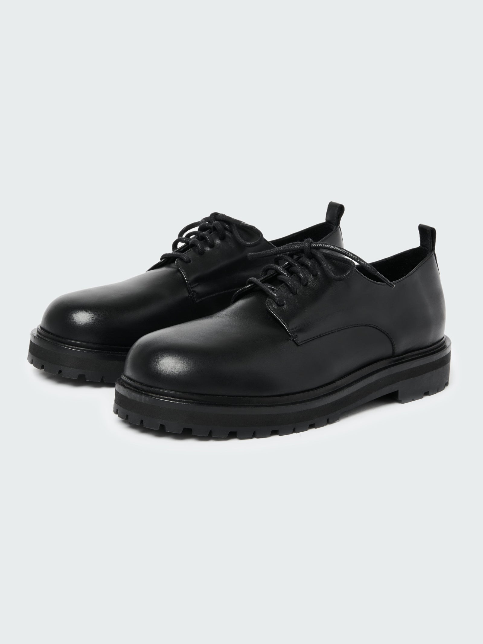 Jackson Shoe In