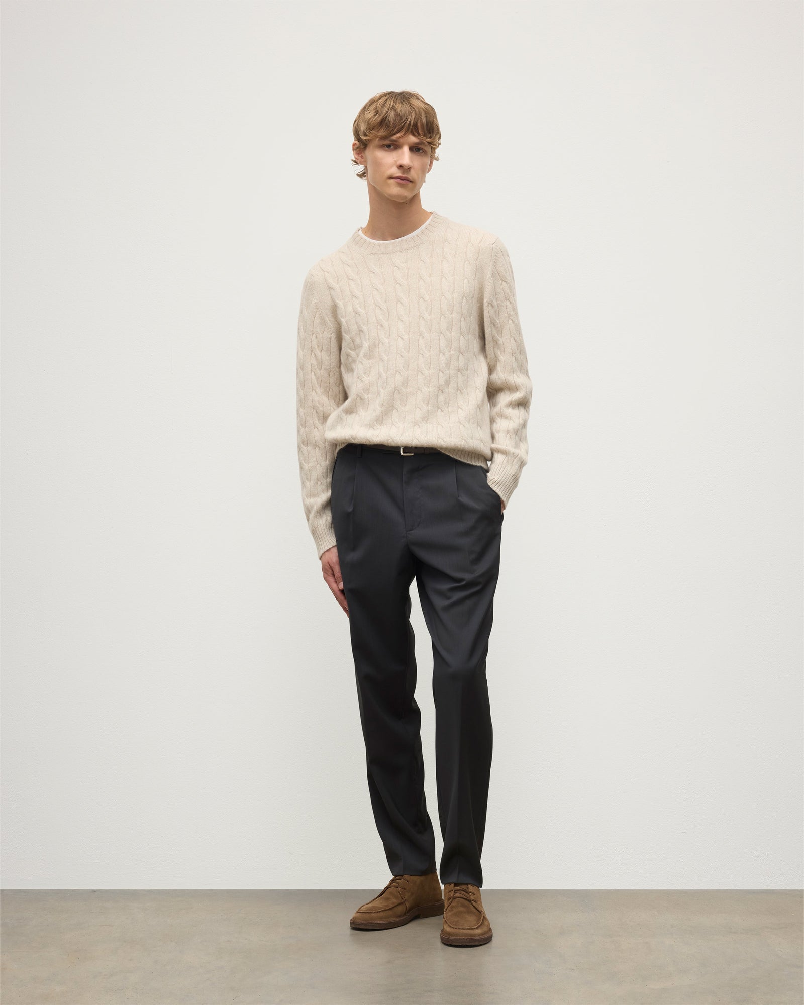 Calder Natural Cable Cashmere Jumper