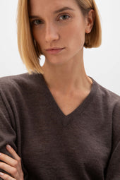 Superfine Cashmere V Neck Jumper