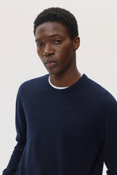 Classic Navy Cashmere Round Neck Jumper