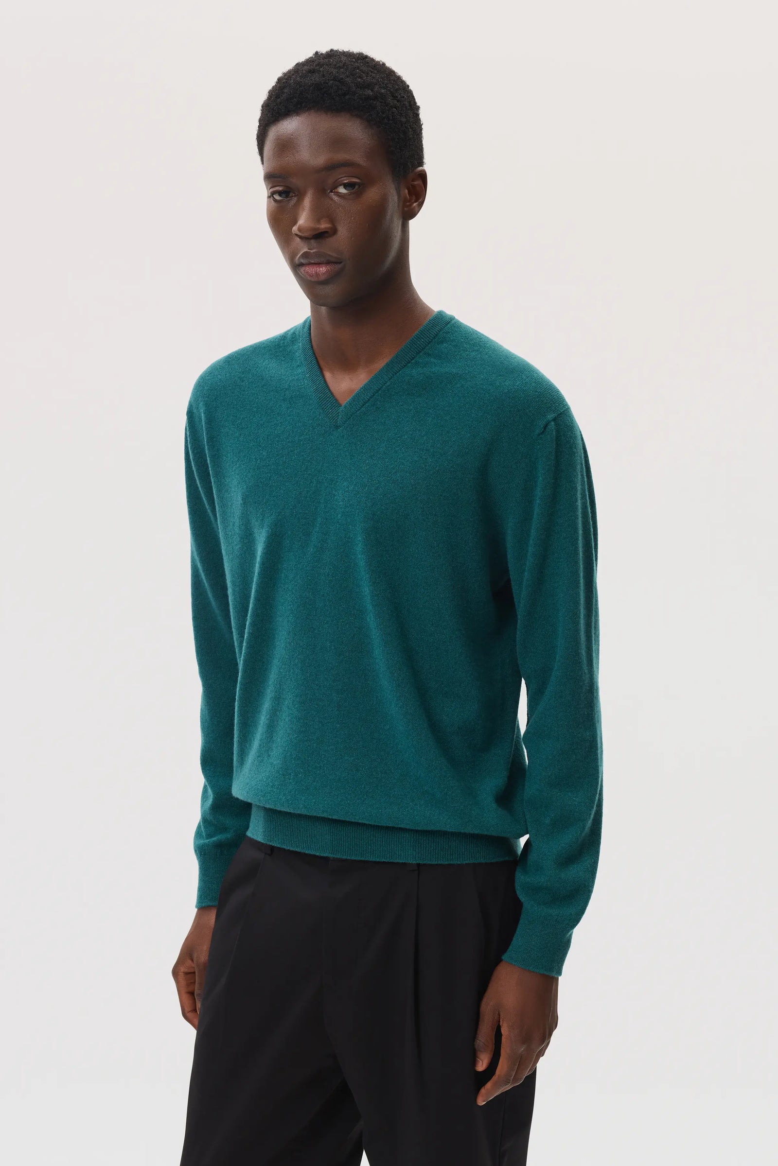 Classic Cashmere V Neck Jumper