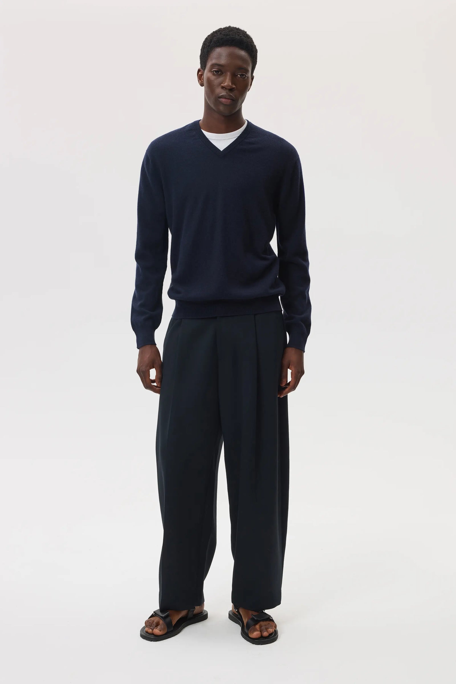 Classic Cashmere V Neck Jumper
