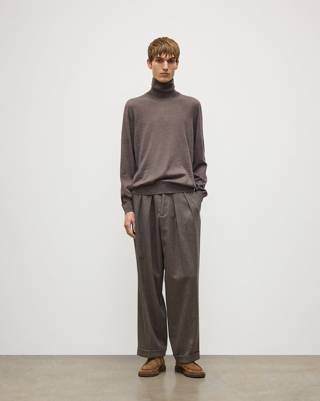 Fin Cashmere Roll Neck Jumper