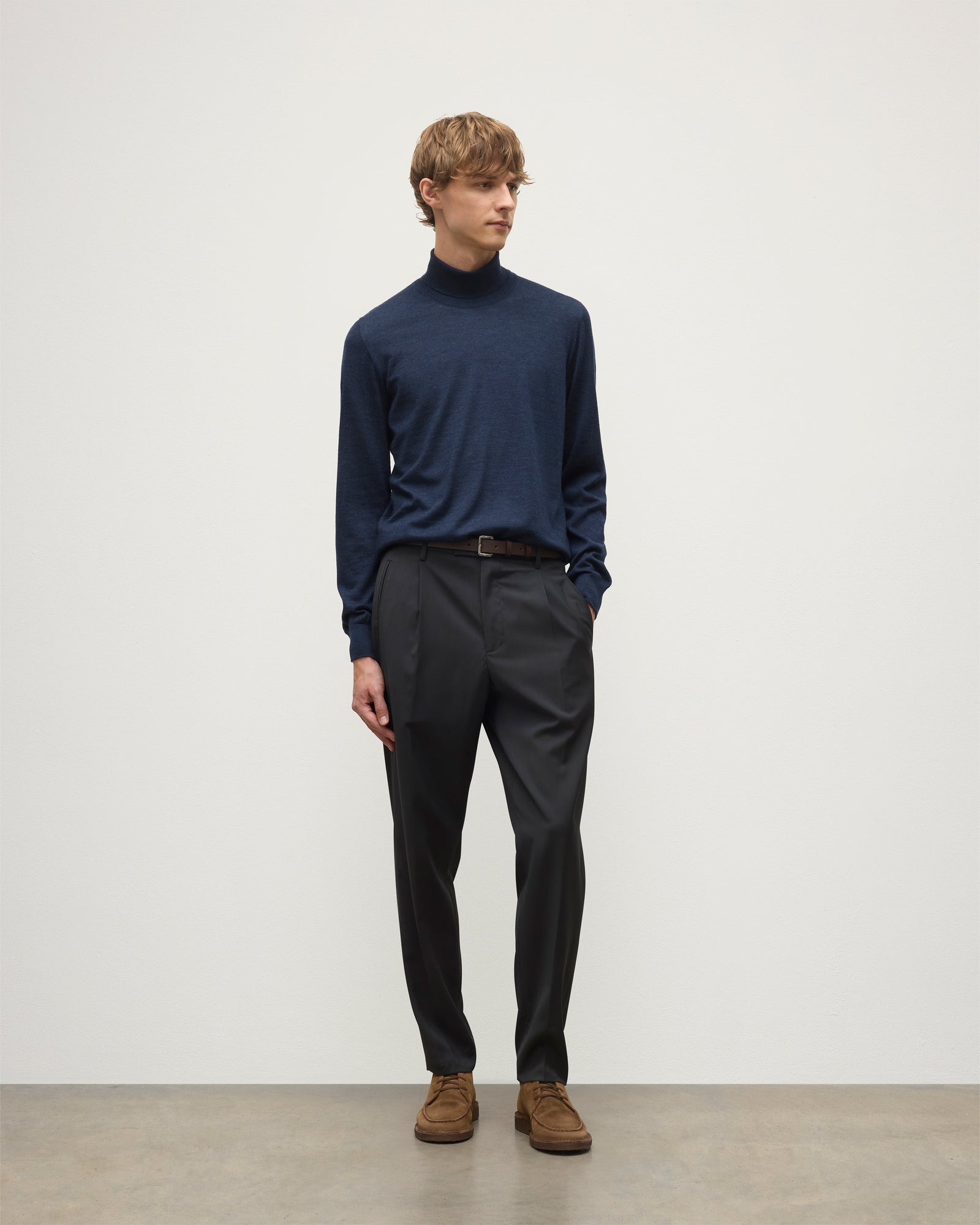 Fin Cashmere Roll Neck Jumper