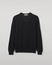 Fin Black V Neck Superfine Cashmere Jumper