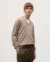 Fin Light Brown V Neck Superfine Cashmere Jumper