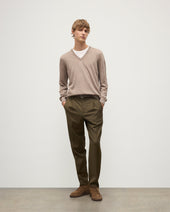 Fin Light Brown V Neck Superfine Cashmere Jumper