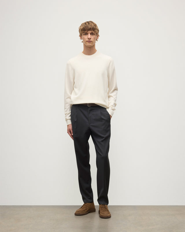 Rory White Classic Cashmere Crew Jumper