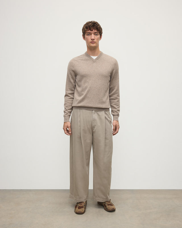 Rory Brown Classic Cashmere V-Neck Jumper