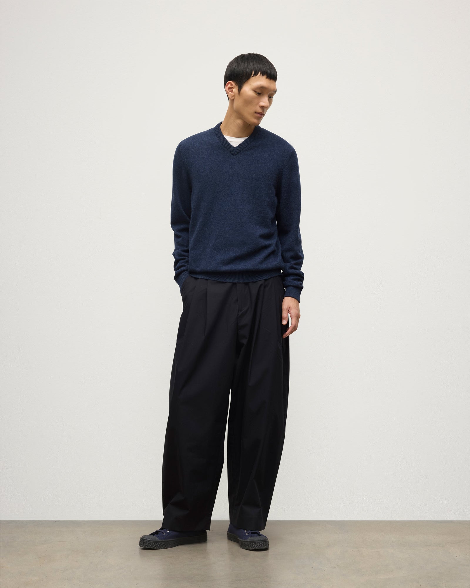 Rory Classic Cashmere V Neck Jumper